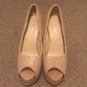 Rose gold/ gold glitter peep toe heels